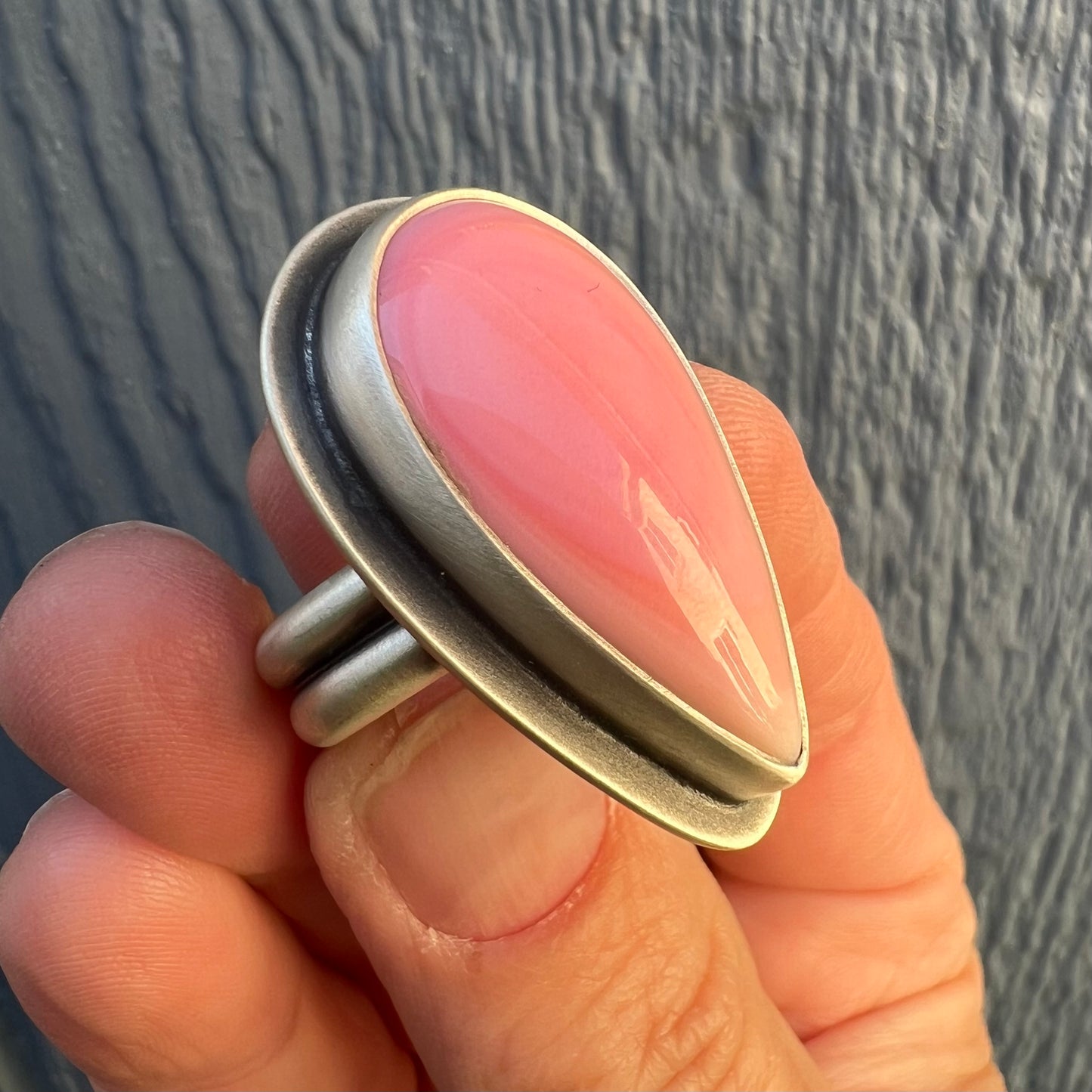 Queen Conch Shell Talon Ring – Handcrafted Sterling Silver Statement Ring (Size 7)