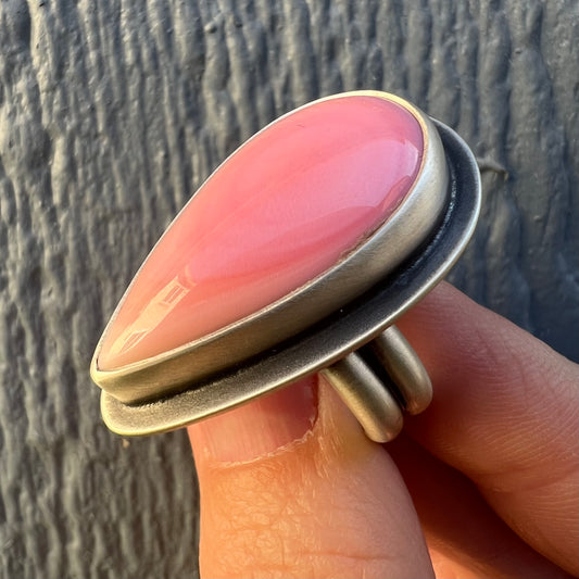 Queen Conch Shell Talon Ring – Handcrafted Sterling Silver Statement Ring (Size 7)